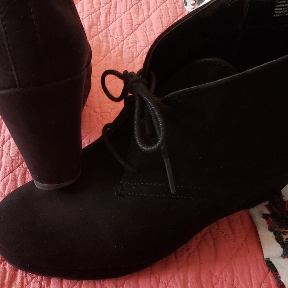 Black booties - Picture 6 of 6